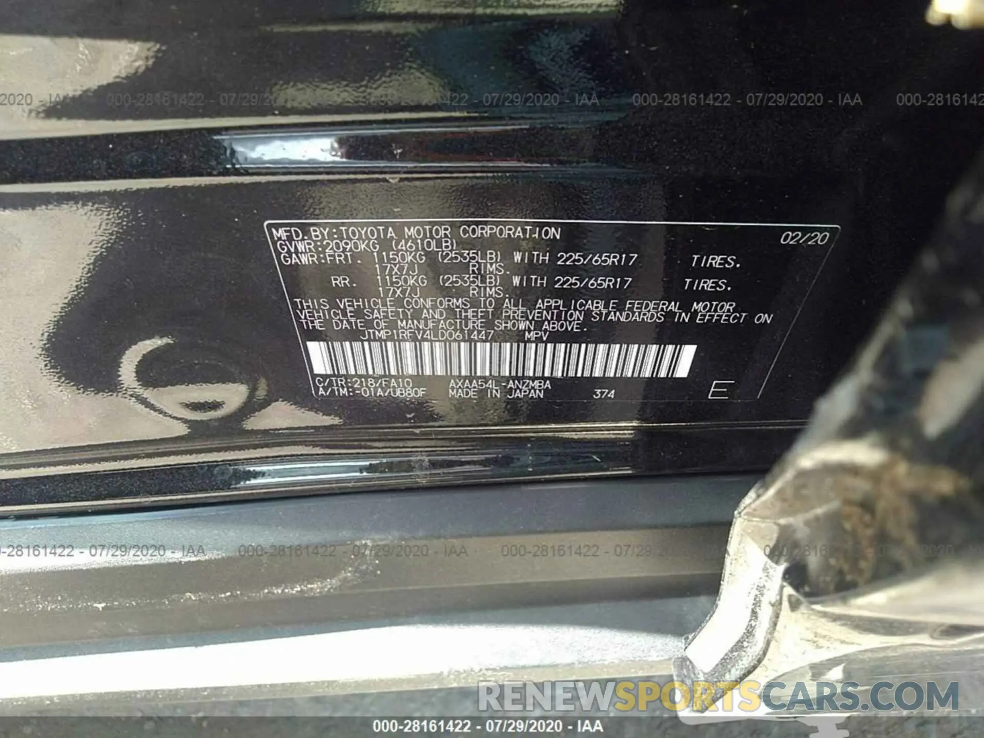 9 Photograph of a damaged car JTMP1RFV4LD061447 TOYOTA RAV4 2020