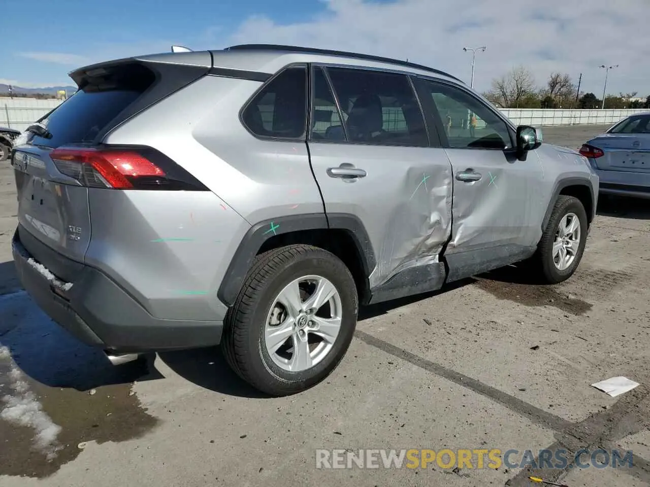 3 Фотография поврежденного автомобиля JTMP1RFV4LD526129 TOYOTA RAV4 2020