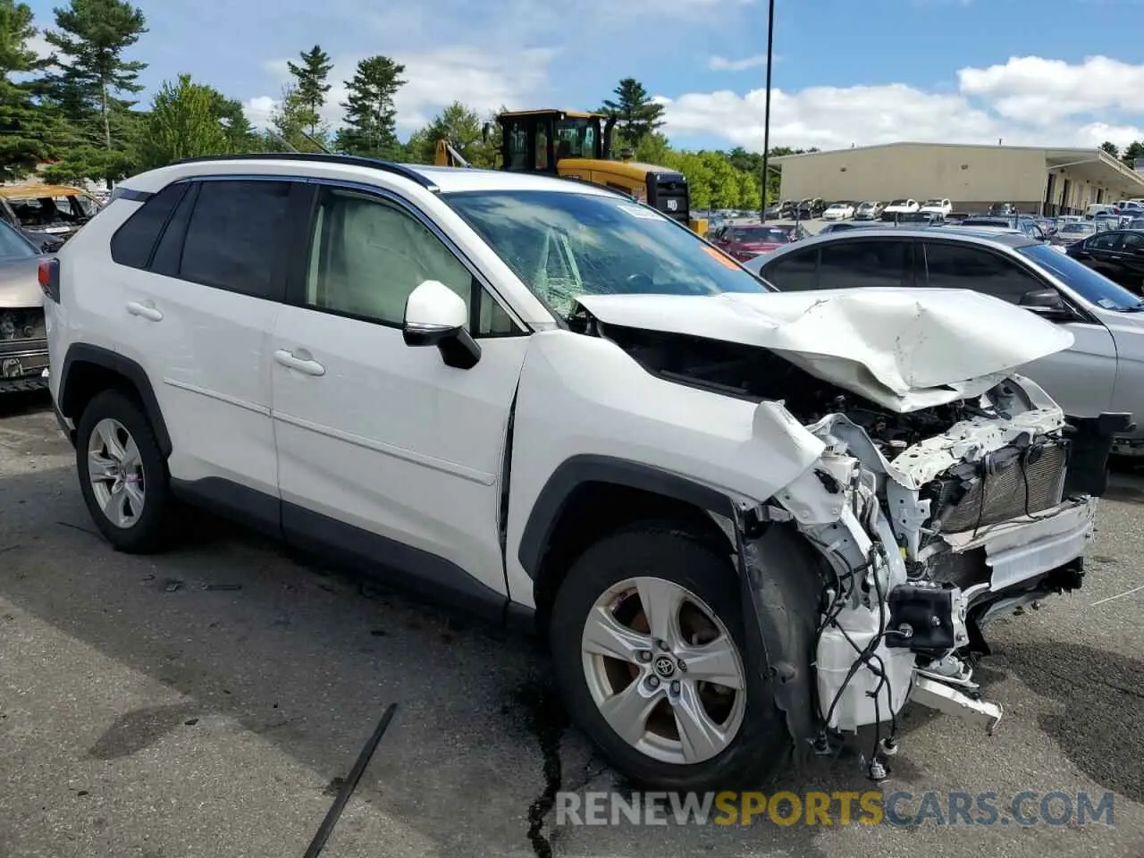 4 Photograph of a damaged car JTMP1RFV5LD524941 TOYOTA RAV4 2020