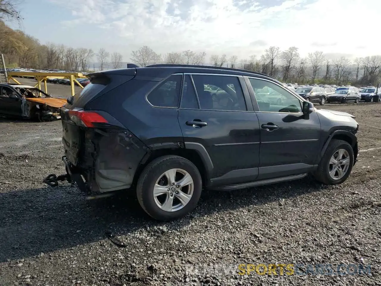 3 Photograph of a damaged car JTMP1RFV9LD048452 TOYOTA RAV4 2020