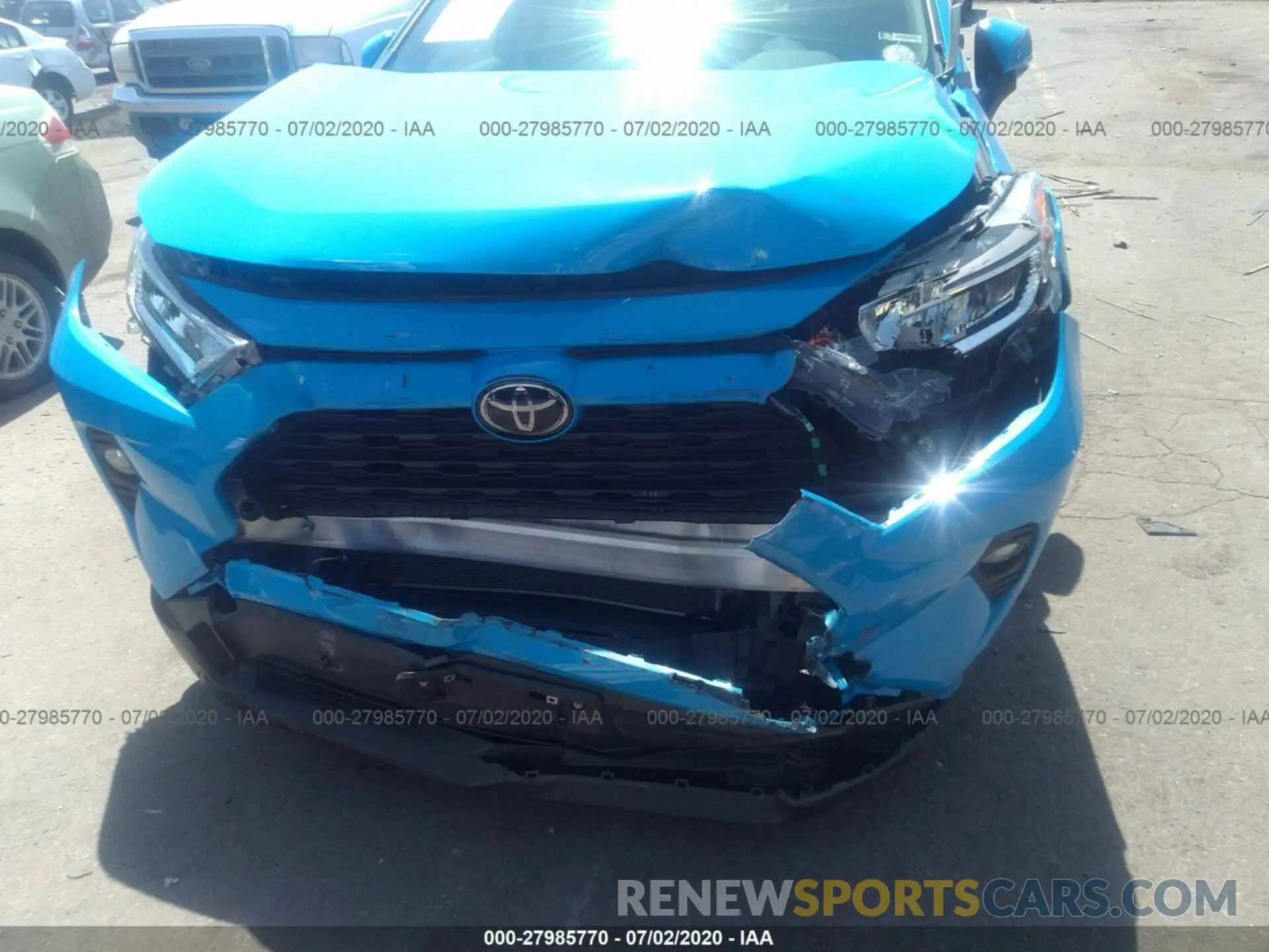 6 Photograph of a damaged car JTMP1RFVXLD524725 TOYOTA RAV4 2020