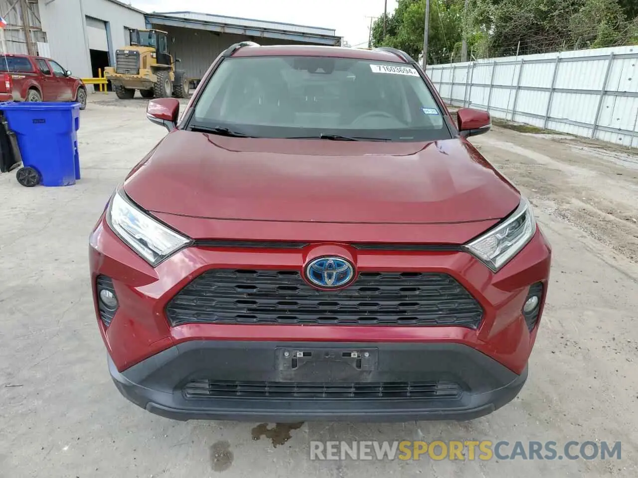 5 Photograph of a damaged car JTMRWRFV4LD067145 TOYOTA RAV4 2020