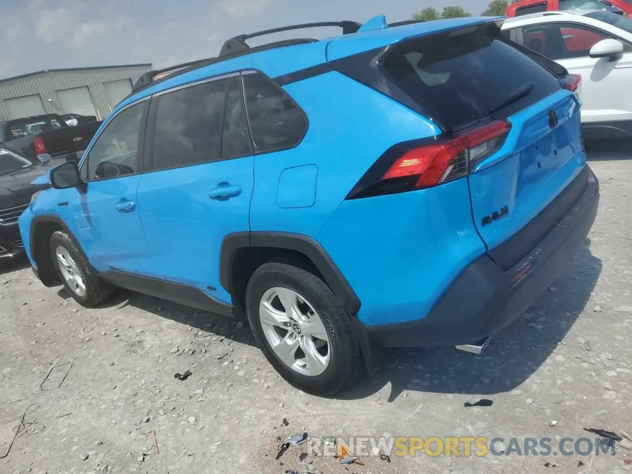 2 Фотография поврежденного автомобиля JTMRWRFV6LJ046444 TOYOTA RAV4 2020