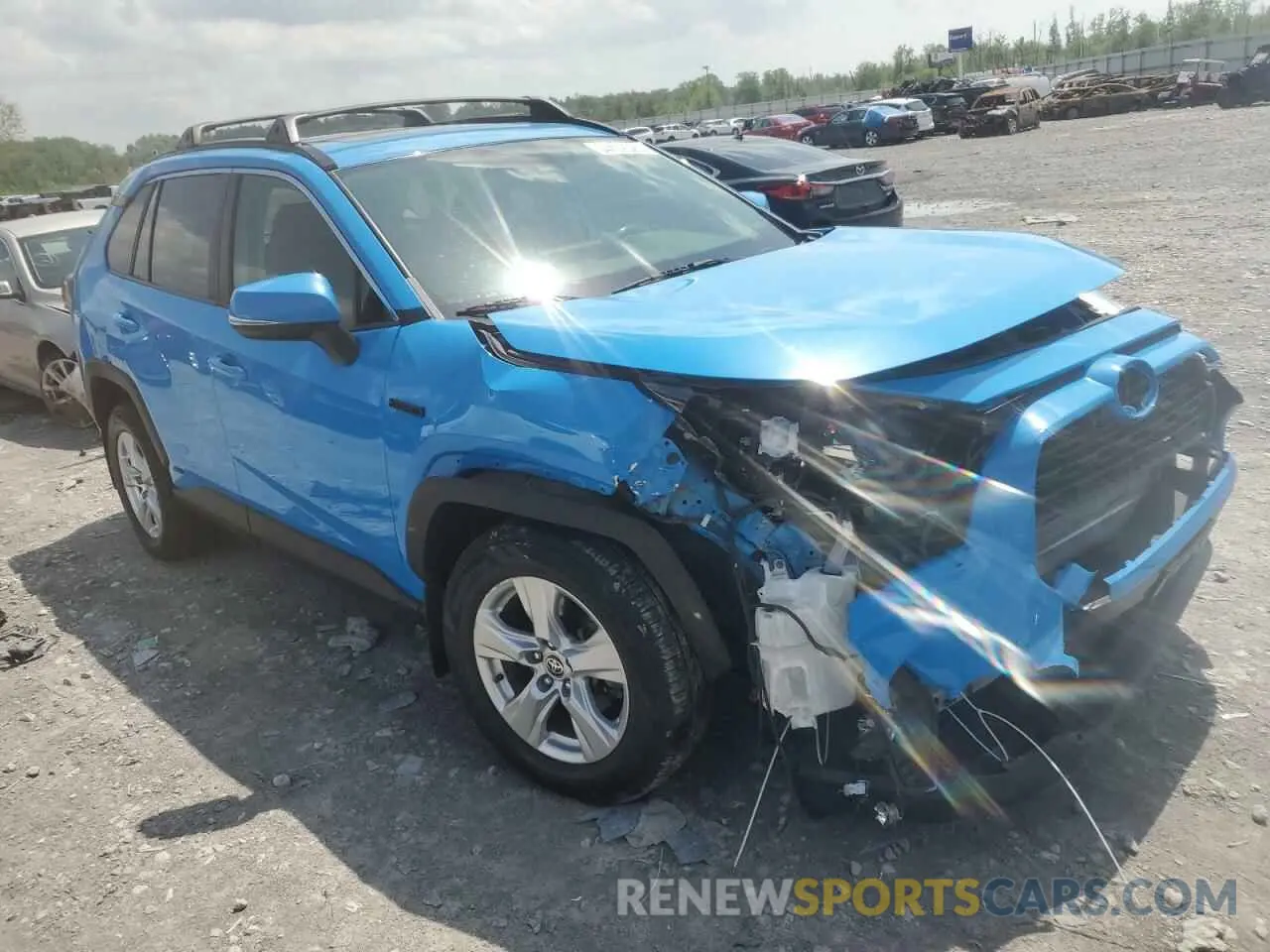 4 Фотография поврежденного автомобиля JTMRWRFV6LJ046444 TOYOTA RAV4 2020