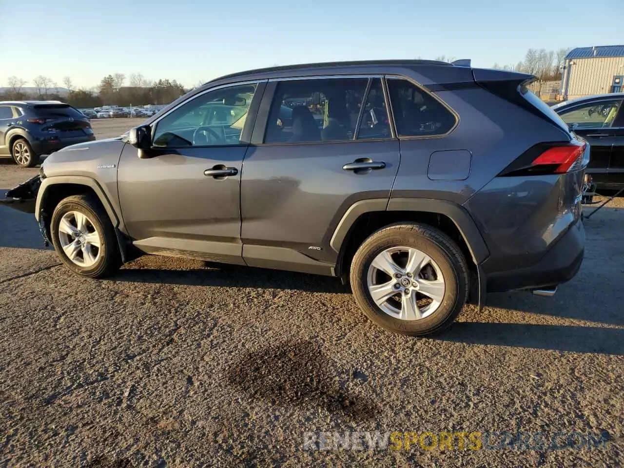 2 Photograph of a damaged car JTMRWRFV6LJ049117 TOYOTA RAV4 2020