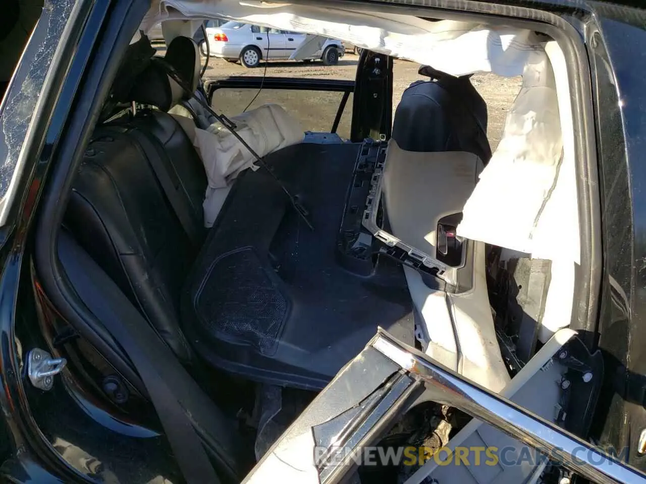6 Photograph of a damaged car JTMRWRFV7LD548068 TOYOTA RAV4 2020