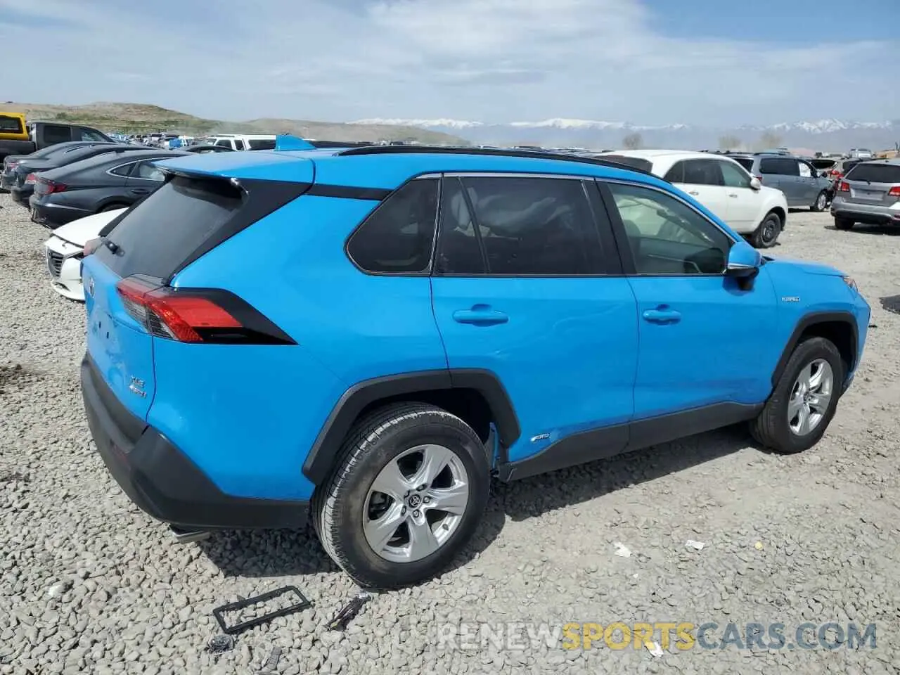 3 Photograph of a damaged car JTMRWRFV8LD547236 TOYOTA RAV4 2020
