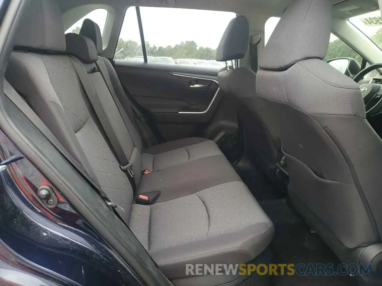 11 Photograph of a damaged car JTMRWRFV8LD547818 TOYOTA RAV4 2020