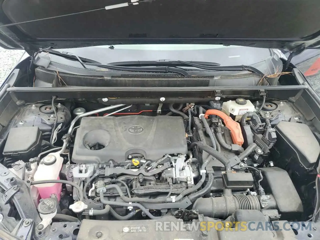 12 Photograph of a damaged car JTMRWRFV8LD547818 TOYOTA RAV4 2020