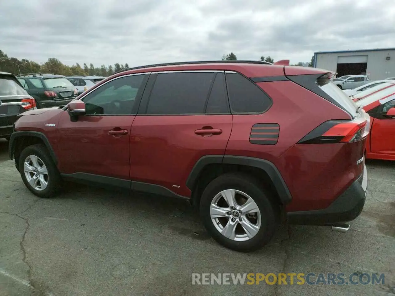 2 Photograph of a damaged car JTMRWRFV9LD072342 TOYOTA RAV4 2020