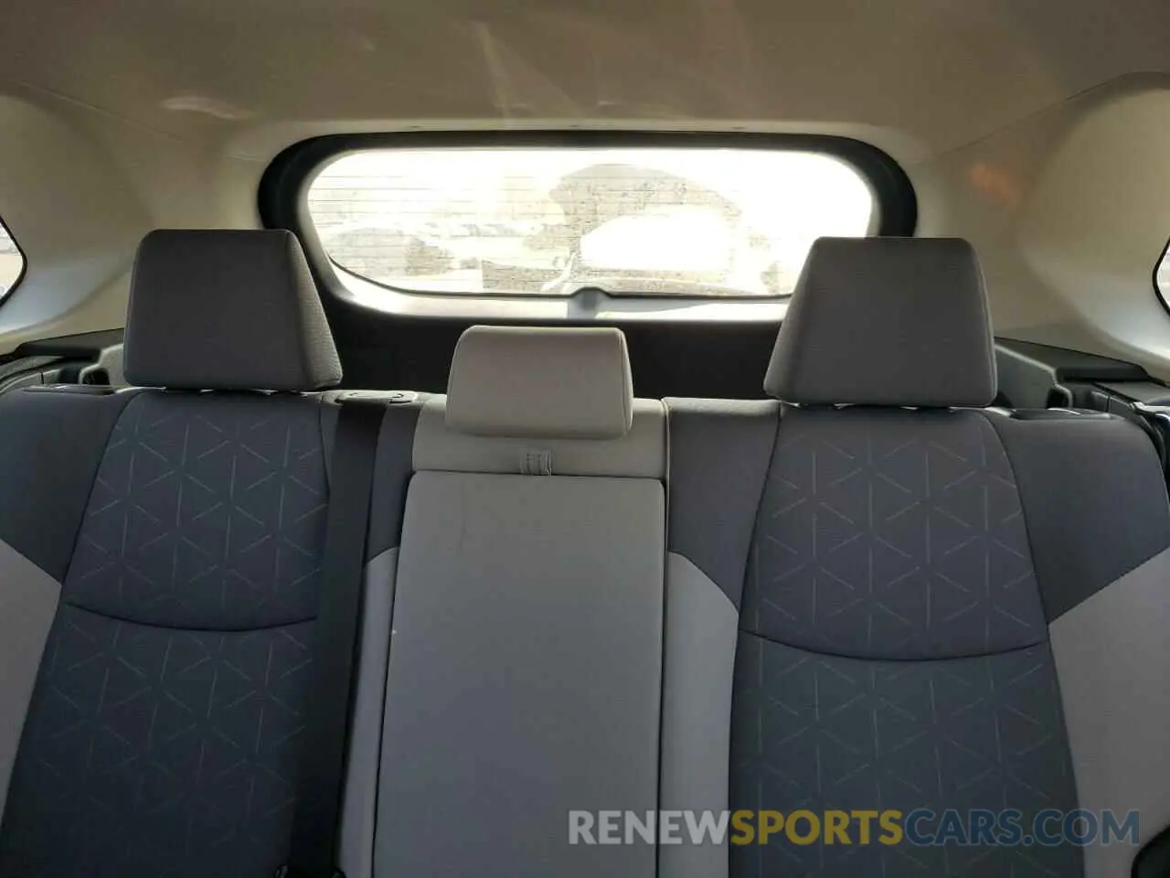 10 Фотография поврежденного автомобиля JTMRWRFVXLD544418 TOYOTA RAV4 2020