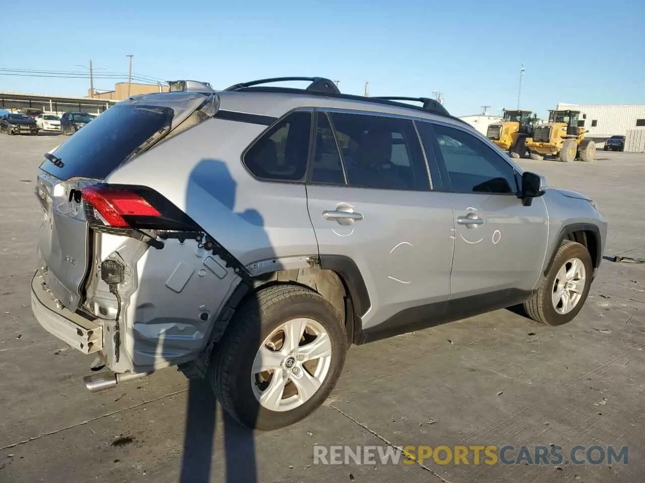 3 Фотография поврежденного автомобиля JTMW1RFV0LD055088 TOYOTA RAV4 2020
