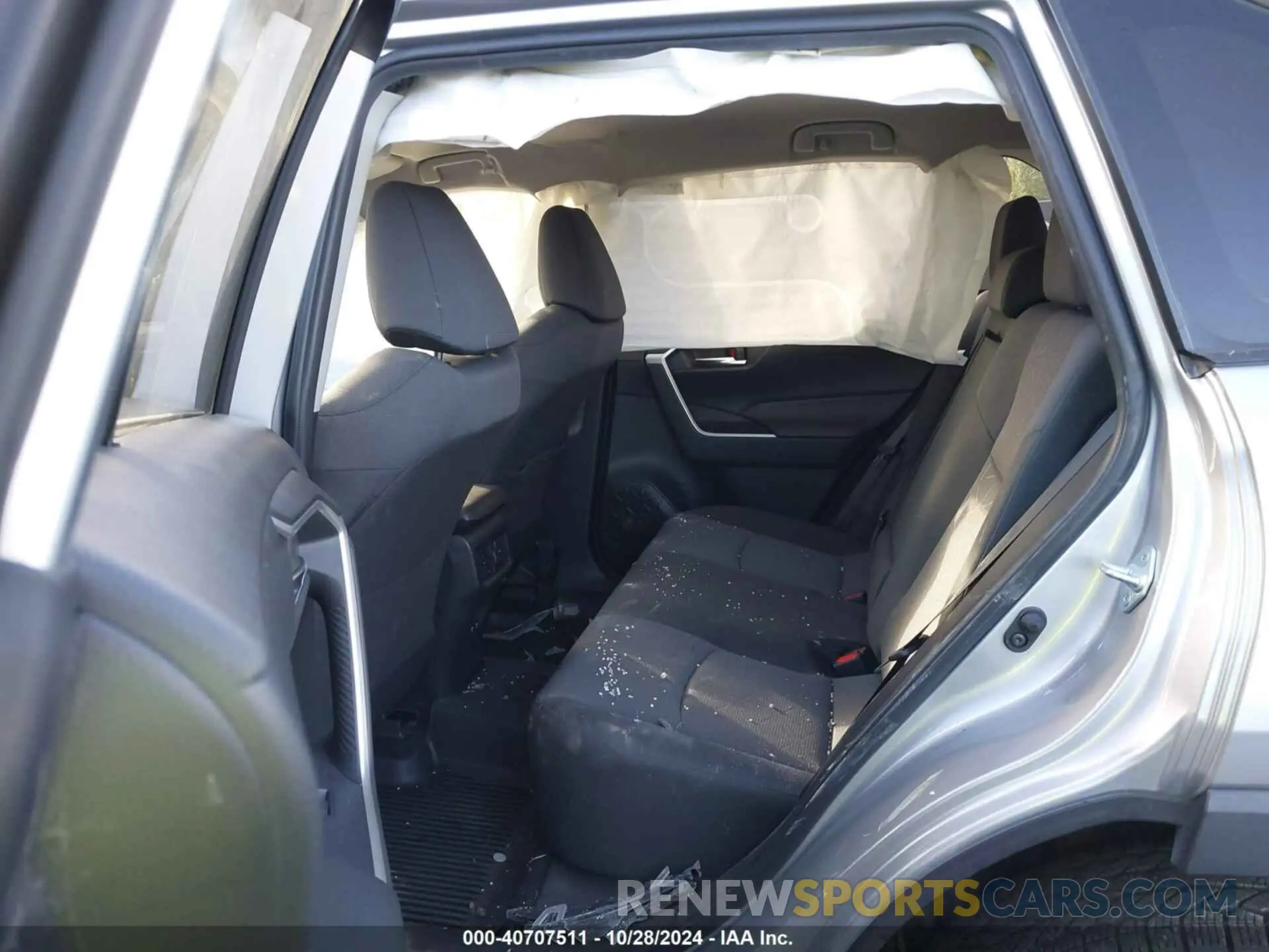 8 Photograph of a damaged car JTMW1RFV2LJ017640 TOYOTA RAV4 2020