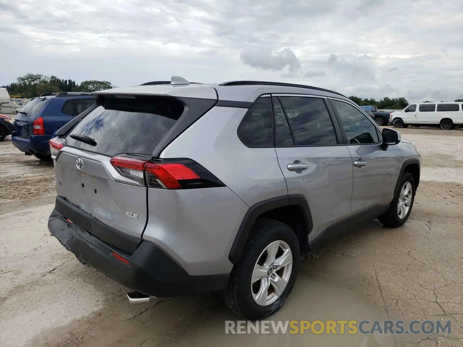 4 Photograph of a damaged car JTMW1RFV3LD053559 TOYOTA RAV4 2020