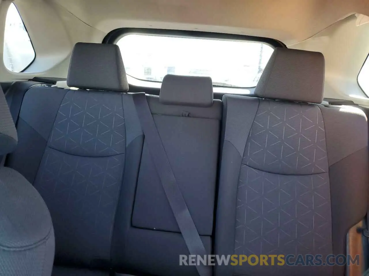 10 Фотография поврежденного автомобиля JTMW1RFV6LD043320 TOYOTA RAV4 2020