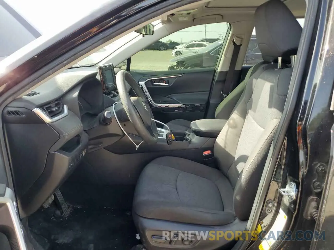 7 Photograph of a damaged car JTMW1RFV7LD053158 TOYOTA RAV4 2020
