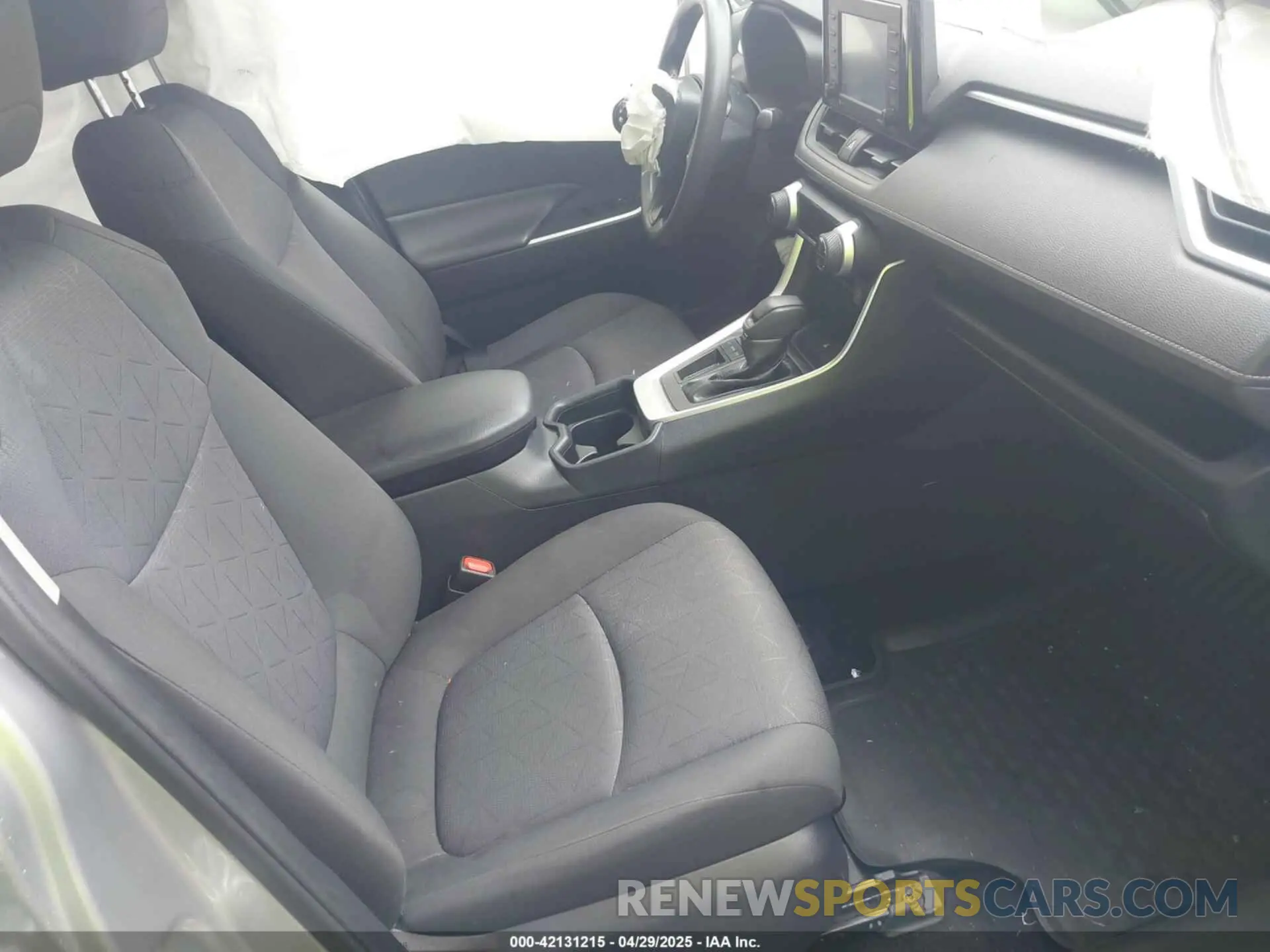 5 Фотография поврежденного автомобиля JTMW1RFV7LJ018413 TOYOTA RAV4 2020