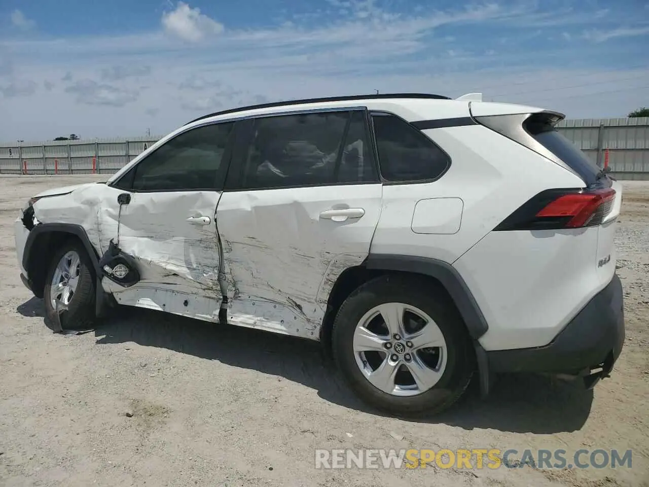 2 Фотография поврежденного автомобиля JTMW1RFV9LD050133 TOYOTA RAV4 2020