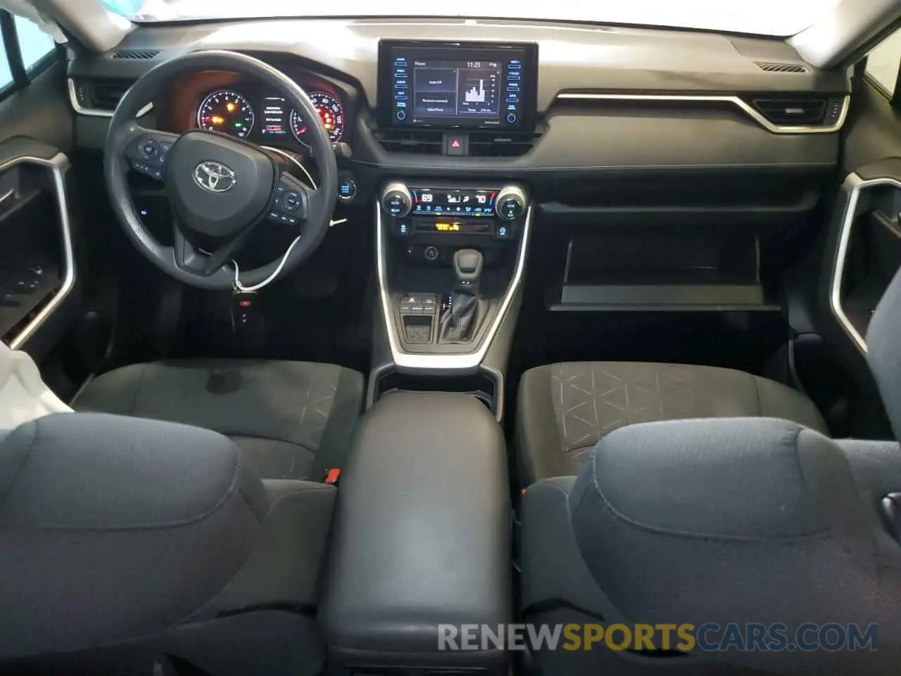 8 Фотография поврежденного автомобиля JTMW1RFV9LD050133 TOYOTA RAV4 2020