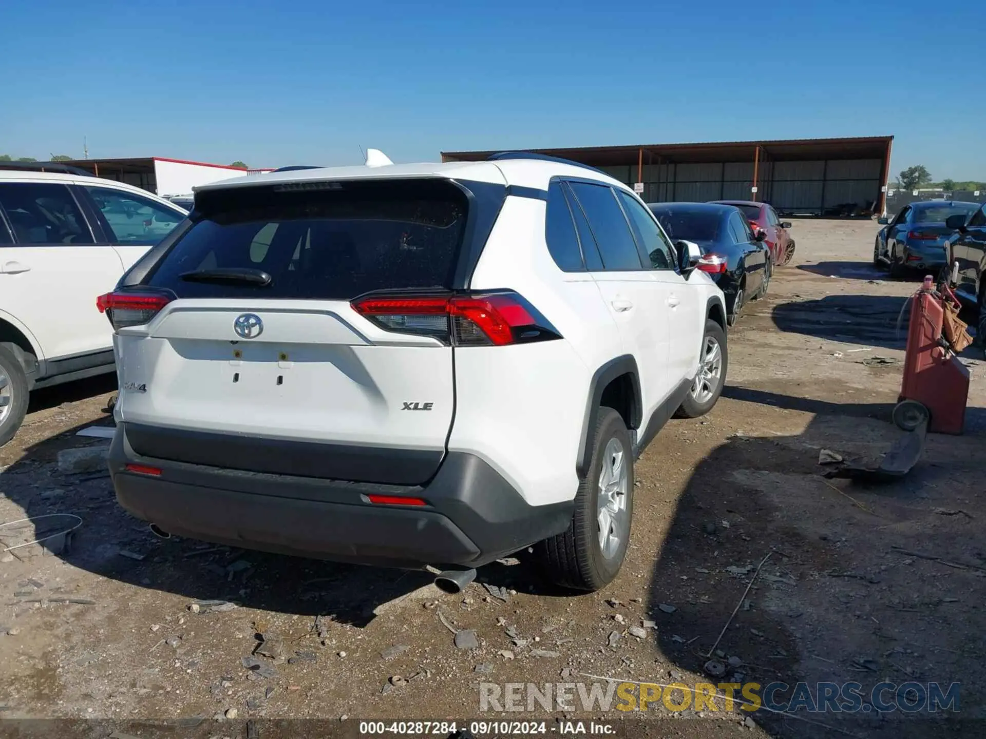 4 Photograph of a damaged car JTMW1RFV9LD059818 TOYOTA RAV4 2020