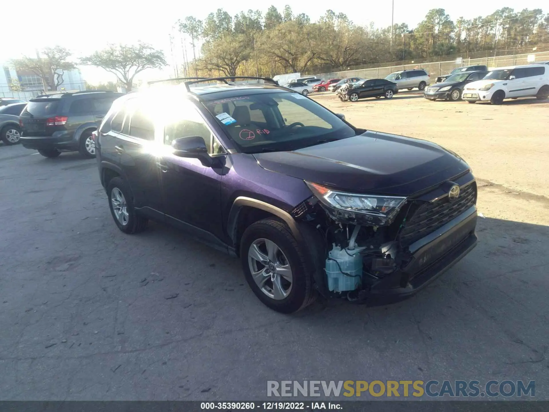 1 Фотография поврежденного автомобиля JTMW1RFV9LJ021796 TOYOTA RAV4 2020