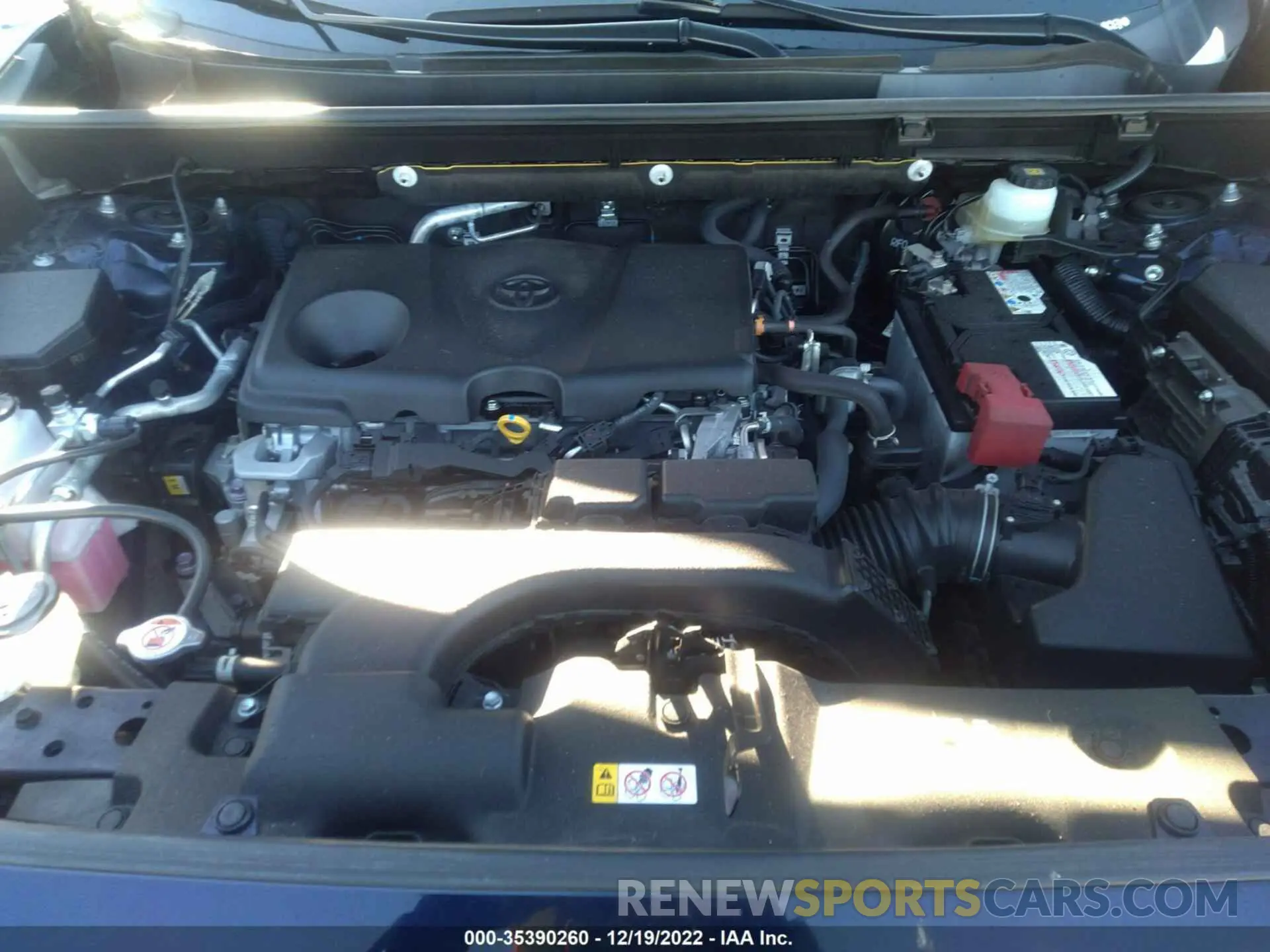10 Фотография поврежденного автомобиля JTMW1RFV9LJ021796 TOYOTA RAV4 2020