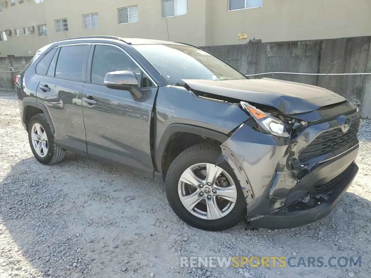 4 Фотография поврежденного автомобиля JTMW1RFVXLD045054 TOYOTA RAV4 2020