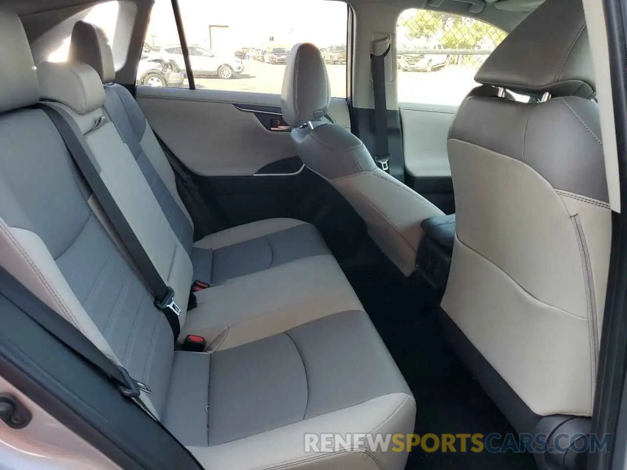10 Фотография поврежденного автомобиля JTMY1RFV1LD055898 TOYOTA RAV4 2020