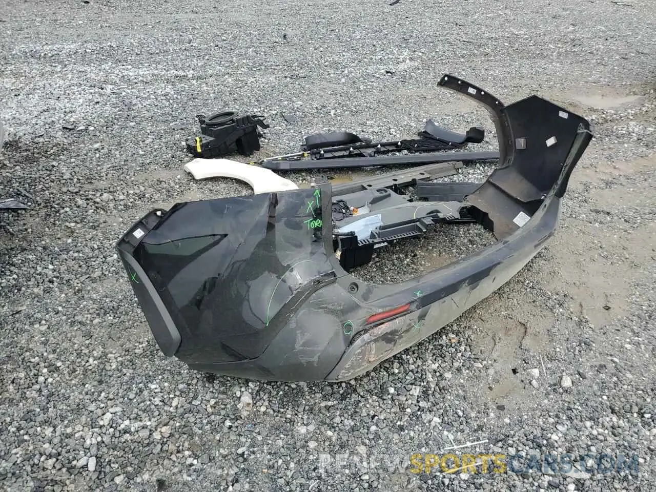 15 Photograph of a damaged car JTMY1RFV7LD518224 TOYOTA RAV4 2020