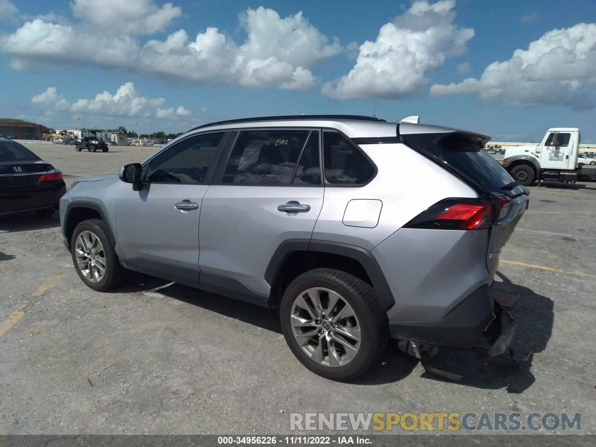 3 Фотография поврежденного автомобиля JTMY1RFVXLD054653 TOYOTA RAV4 2020
