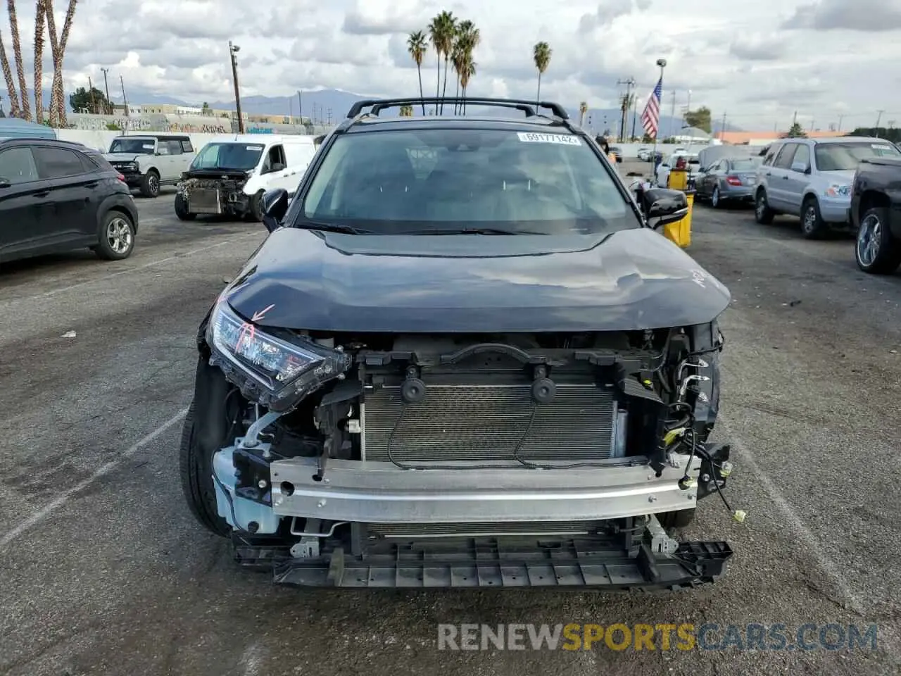 5 Photograph of a damaged car 2T3A1RFV0MC156938 TOYOTA RAV4 2021