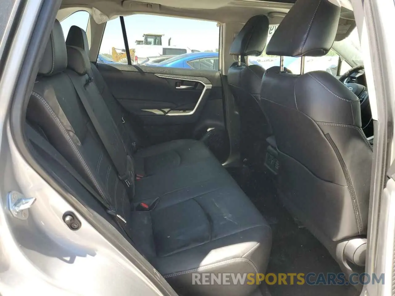 11 Фотография поврежденного автомобиля 2T3A1RFV1MC252352 TOYOTA RAV4 2021
