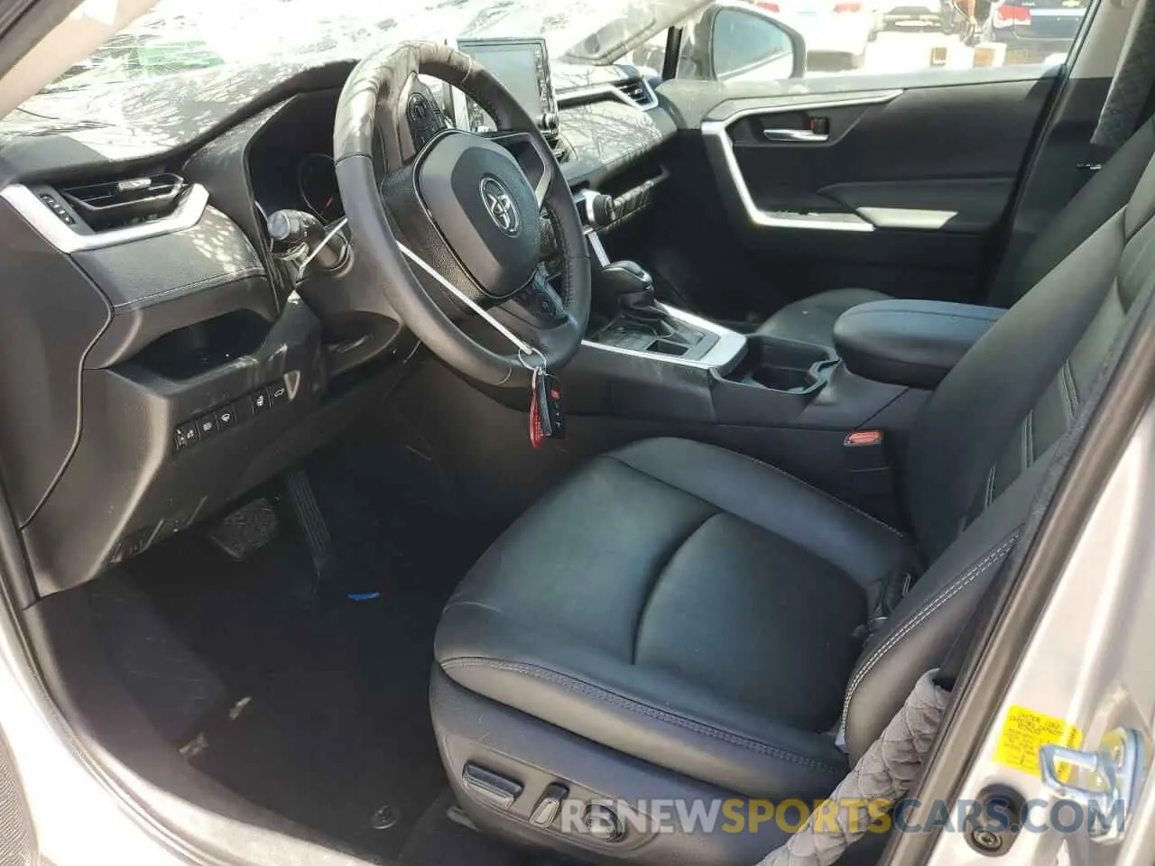 7 Фотография поврежденного автомобиля 2T3A1RFV1MC252352 TOYOTA RAV4 2021