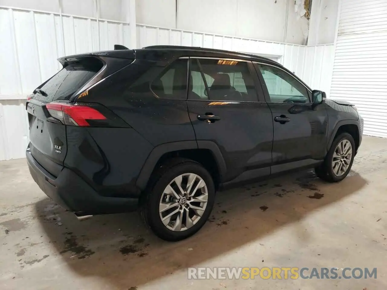 3 Photograph of a damaged car 2T3A1RFV1MW205708 TOYOTA RAV4 2021