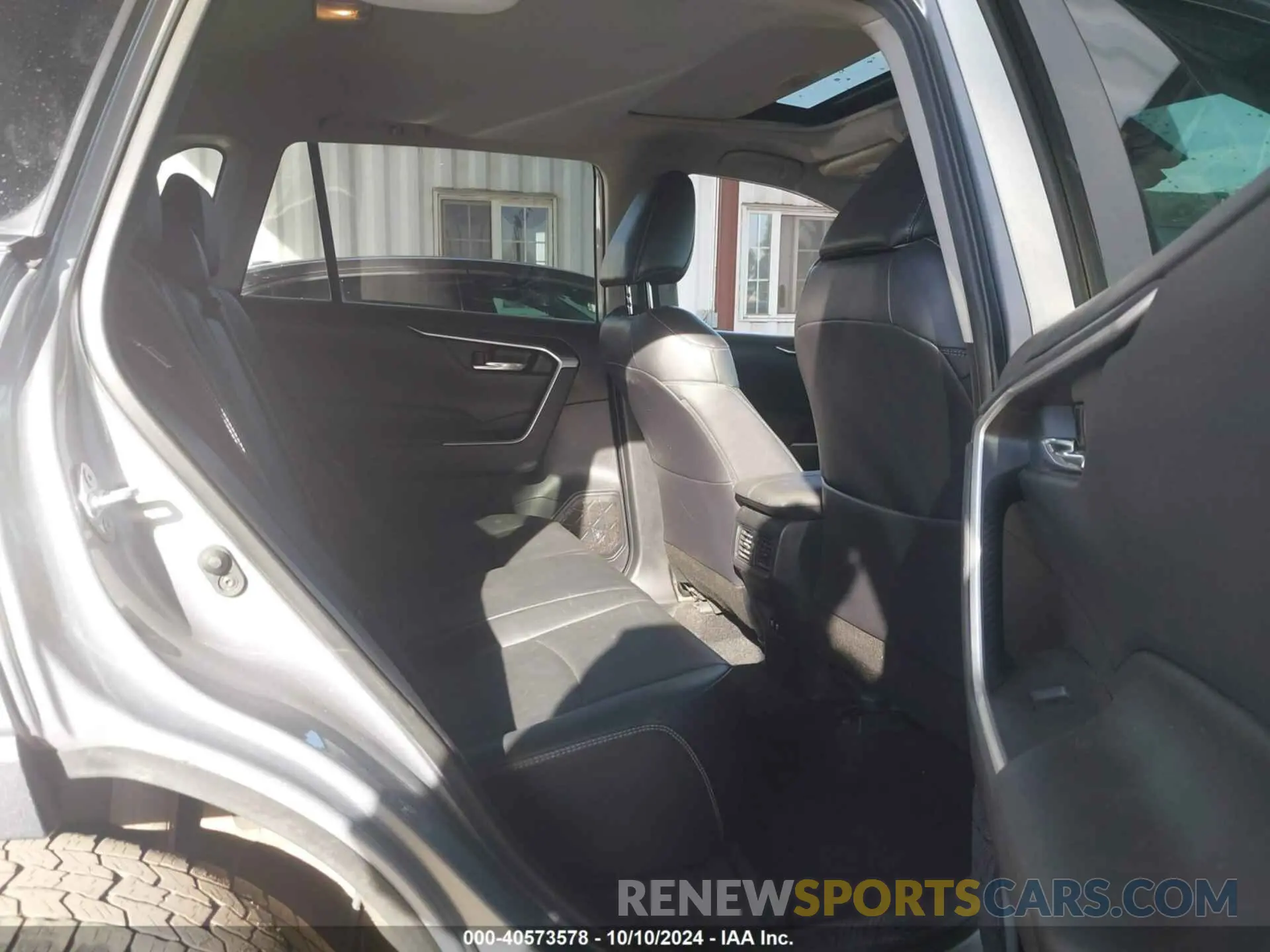 8 Фотография поврежденного автомобиля 2T3A1RFV4MC184645 TOYOTA RAV4 2021
