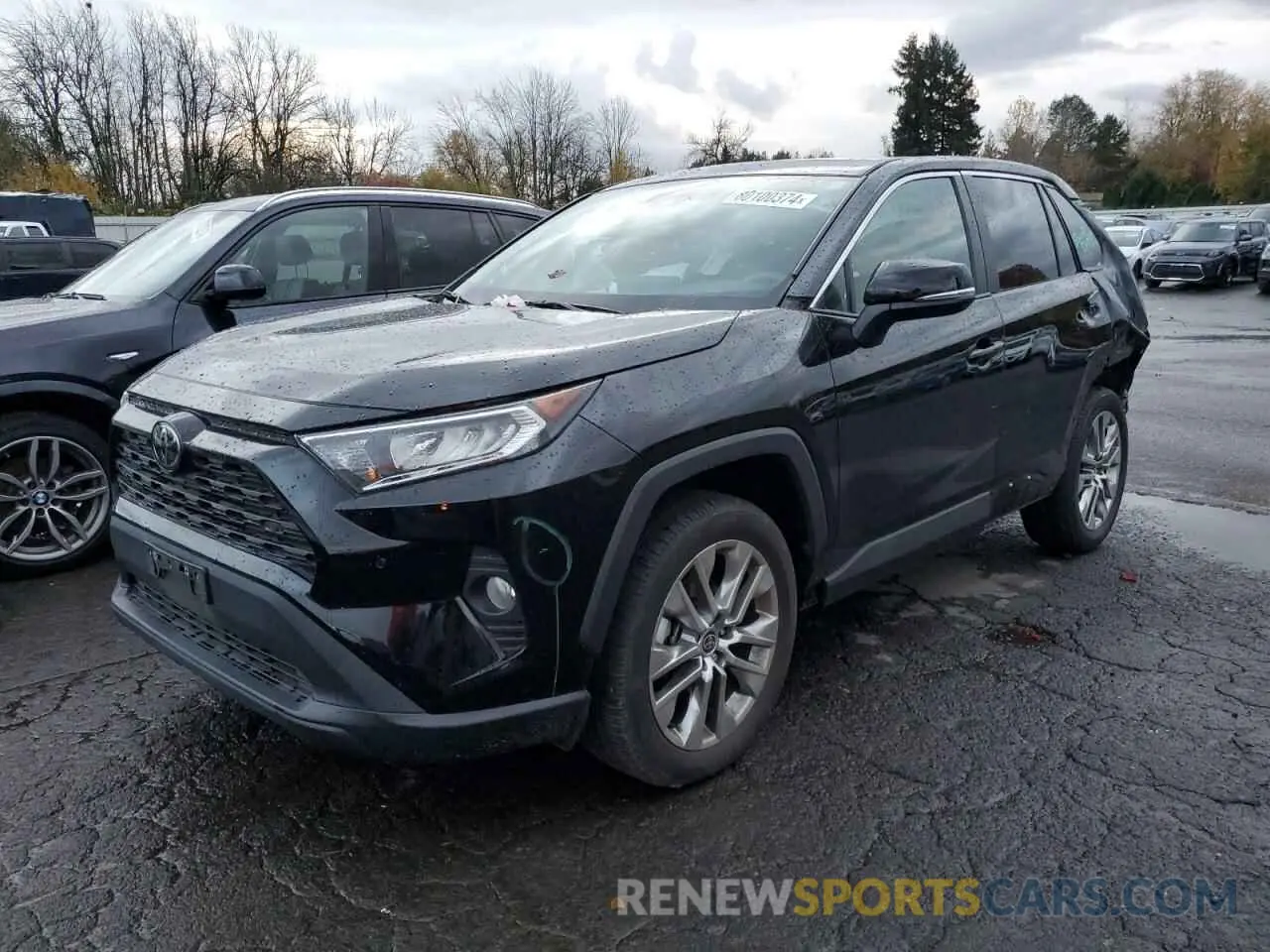 1 Photograph of a damaged car 2T3A1RFV4MC227820 TOYOTA RAV4 2021