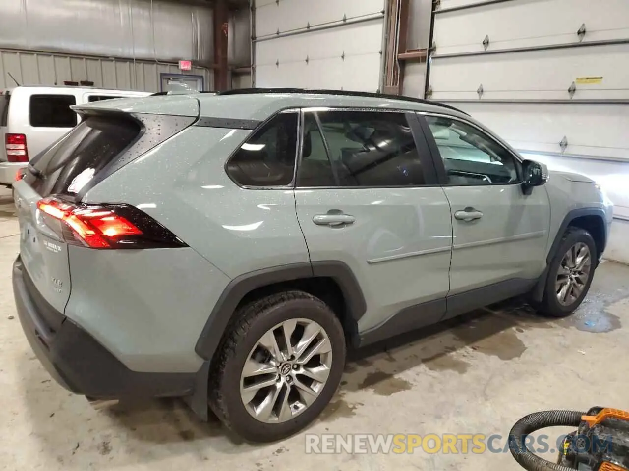 3 Фотография поврежденного автомобиля 2T3A1RFV5MW150227 TOYOTA RAV4 2021
