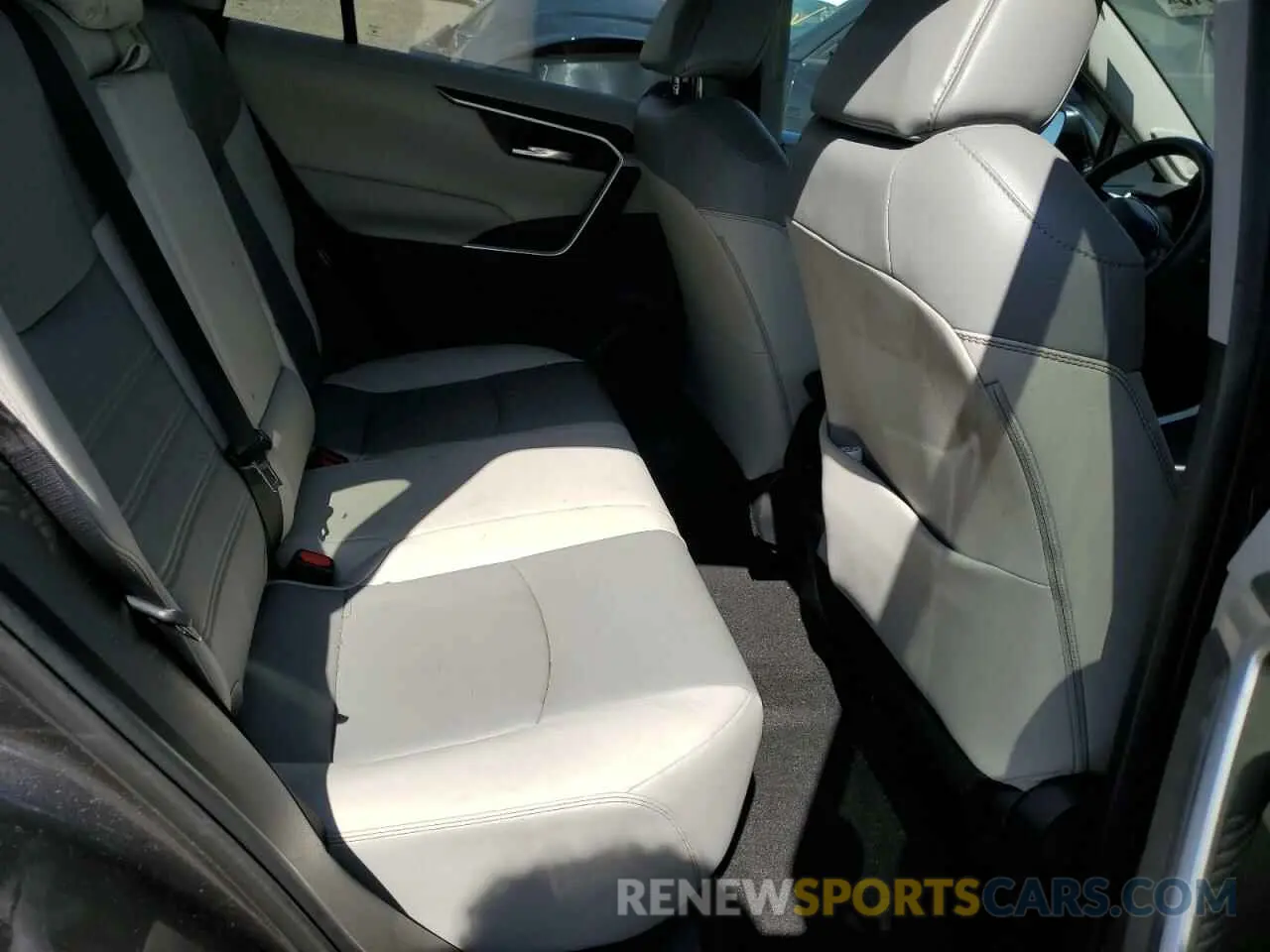 11 Фотография поврежденного автомобиля 2T3A1RFV6MC237247 TOYOTA RAV4 2021