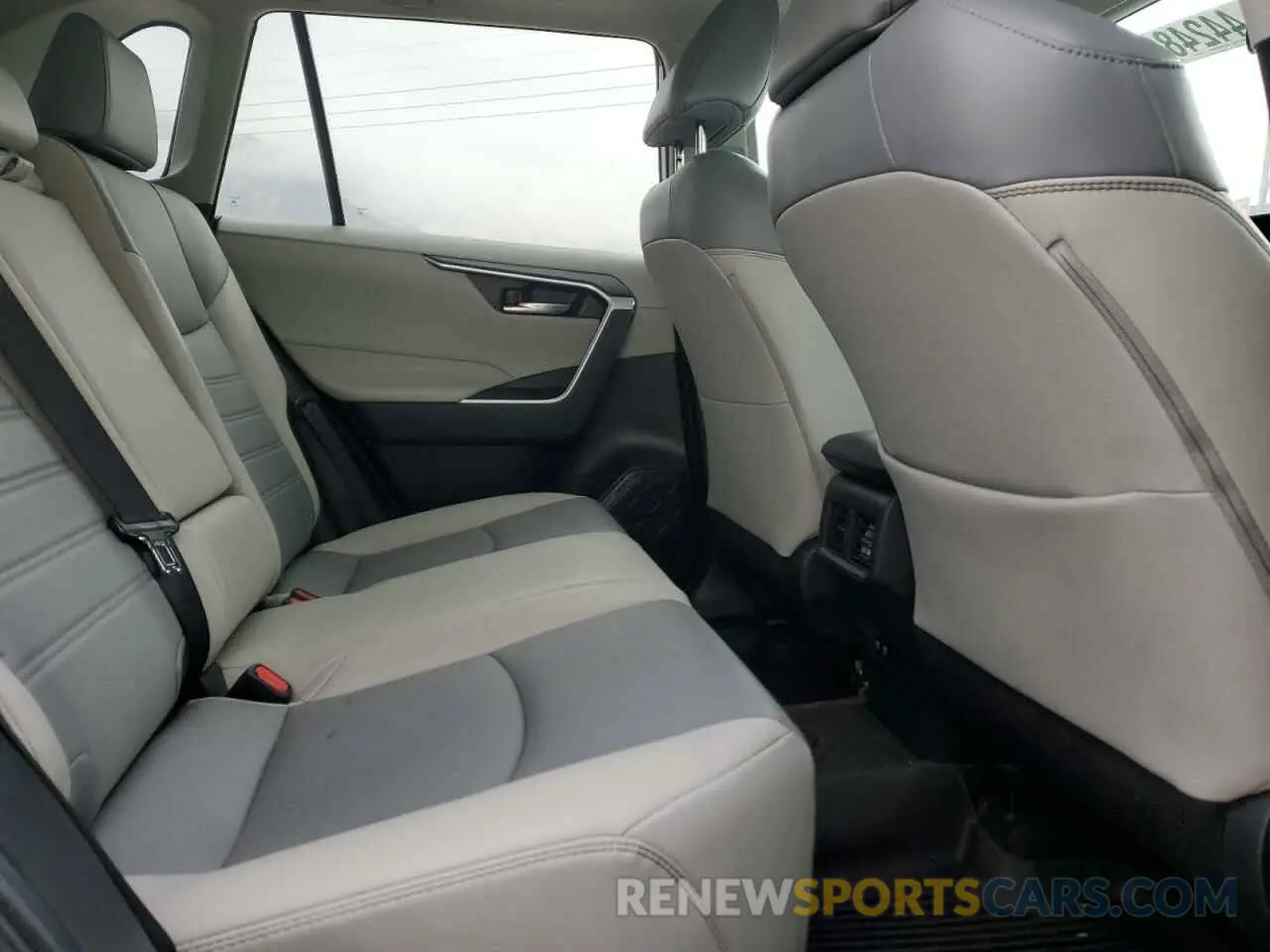 10 Фотография поврежденного автомобиля 2T3A1RFV6MW241894 TOYOTA RAV4 2021