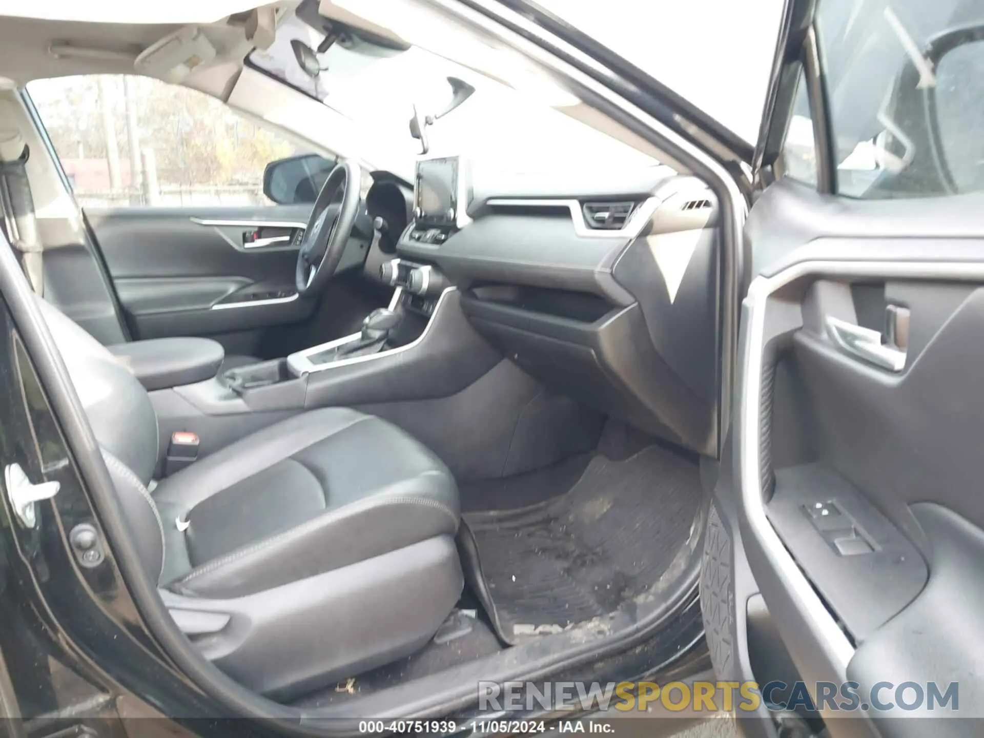5 Фотография поврежденного автомобиля 2T3A1RFV7MC155429 TOYOTA RAV4 2021