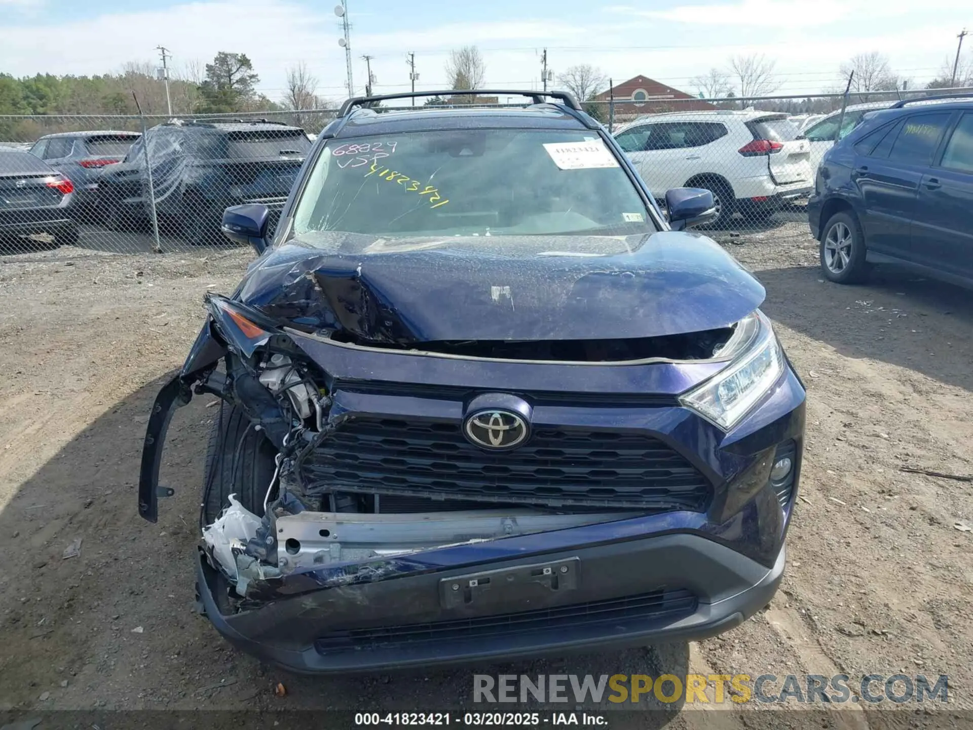 13 Photograph of a damaged car 2T3A1RFV7MW233030 TOYOTA RAV4 2021