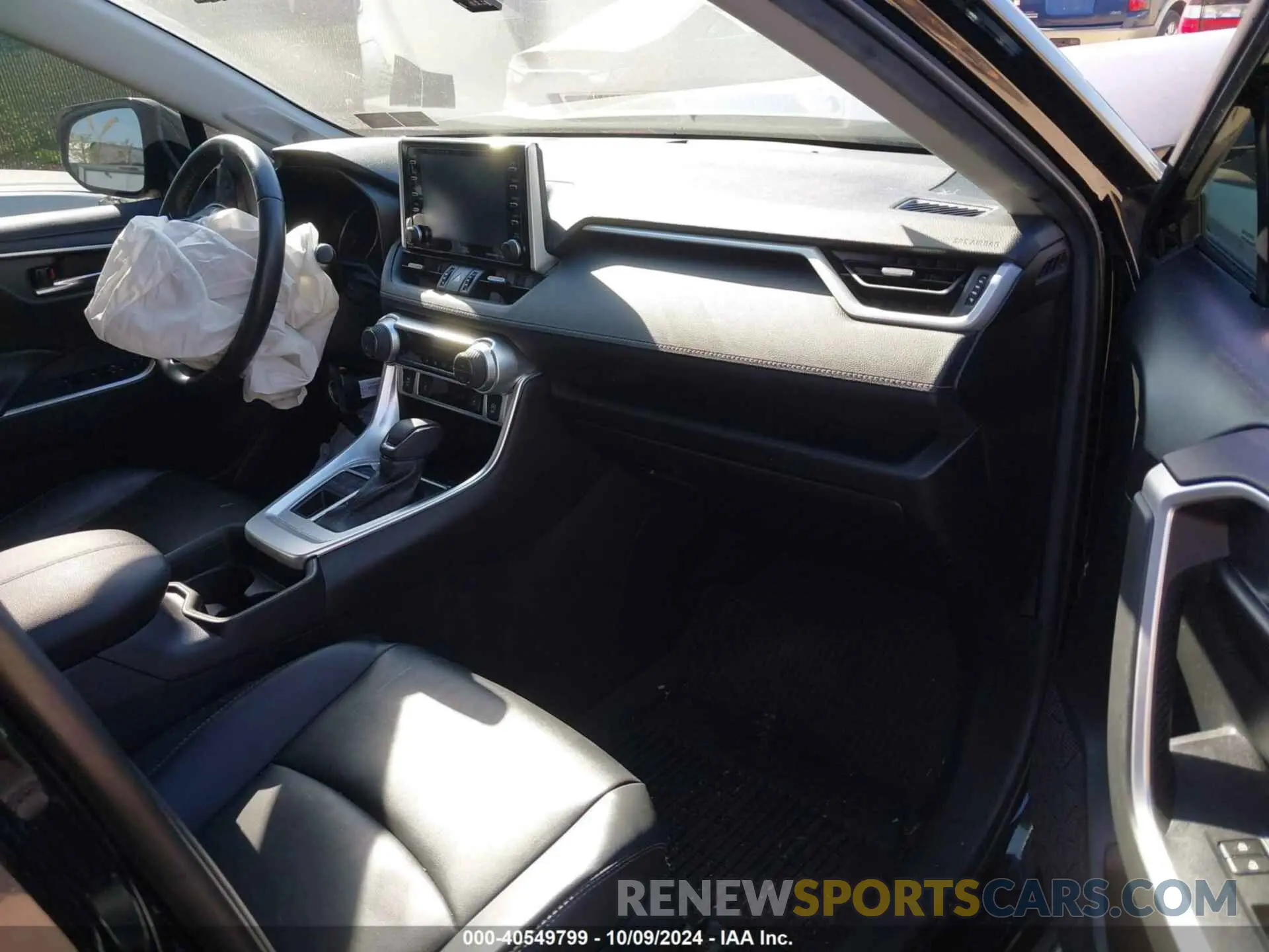 5 Фотография поврежденного автомобиля 2T3A1RFV8MC187189 TOYOTA RAV4 2021