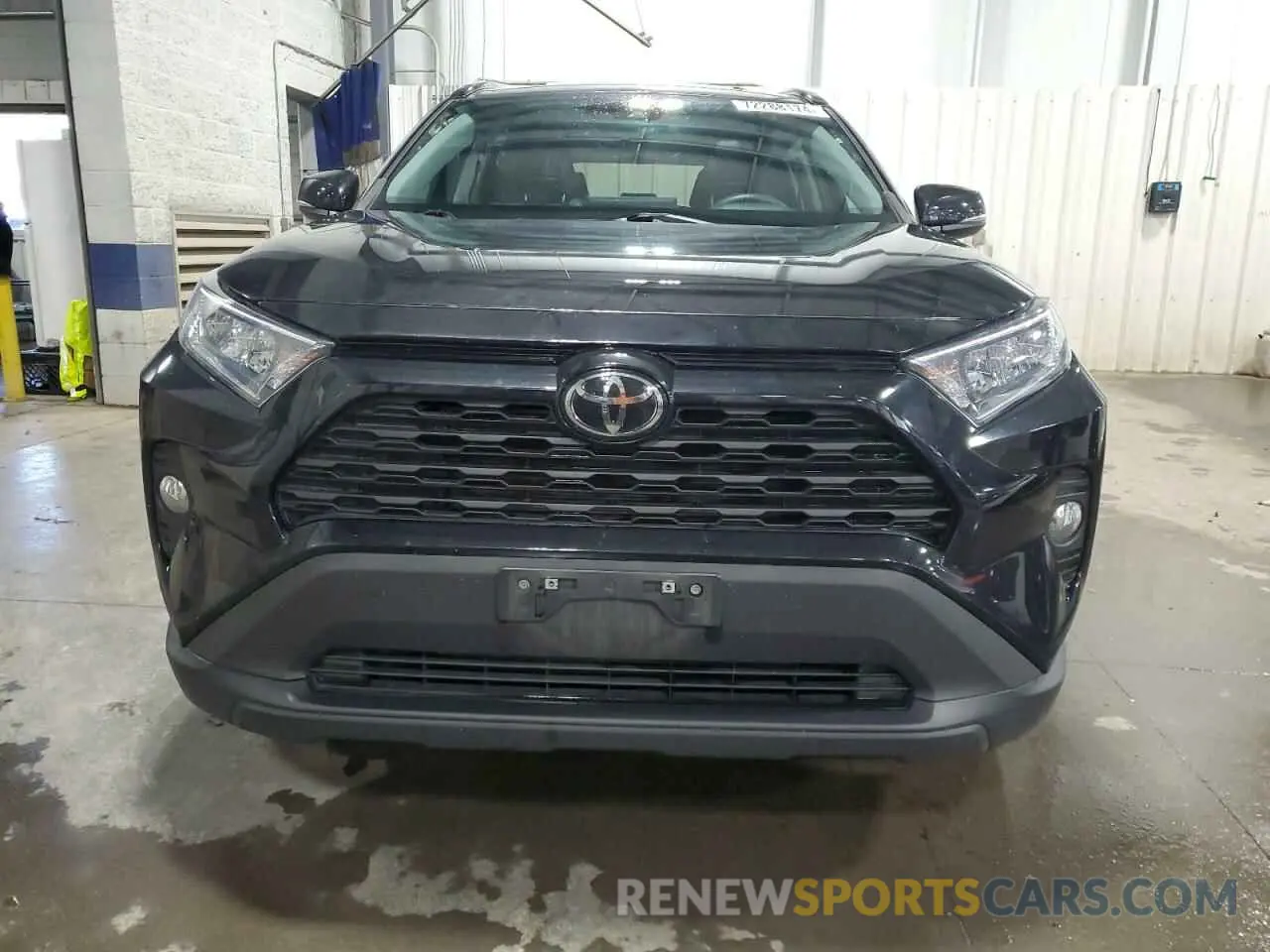 5 Photograph of a damaged car 2T3A1RFVXMC152735 TOYOTA RAV4 2021