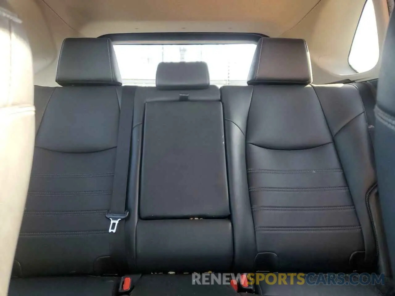 10 Фотография поврежденного автомобиля 2T3A1RFVXMW173762 TOYOTA RAV4 2021