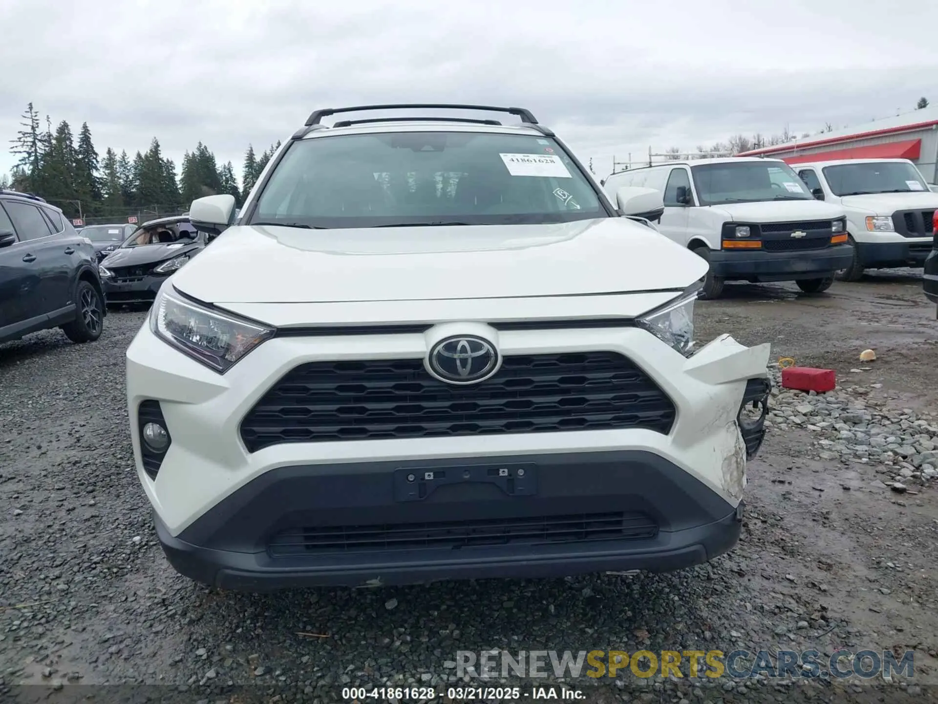 12 Photograph of a damaged car 2T3A1RFVXMW246421 TOYOTA RAV4 2021