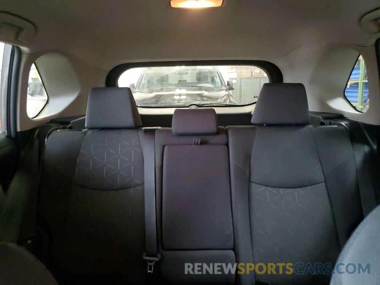 10 Photograph of a damaged car 2T3B1RFV3MC208874 TOYOTA RAV4 2021
