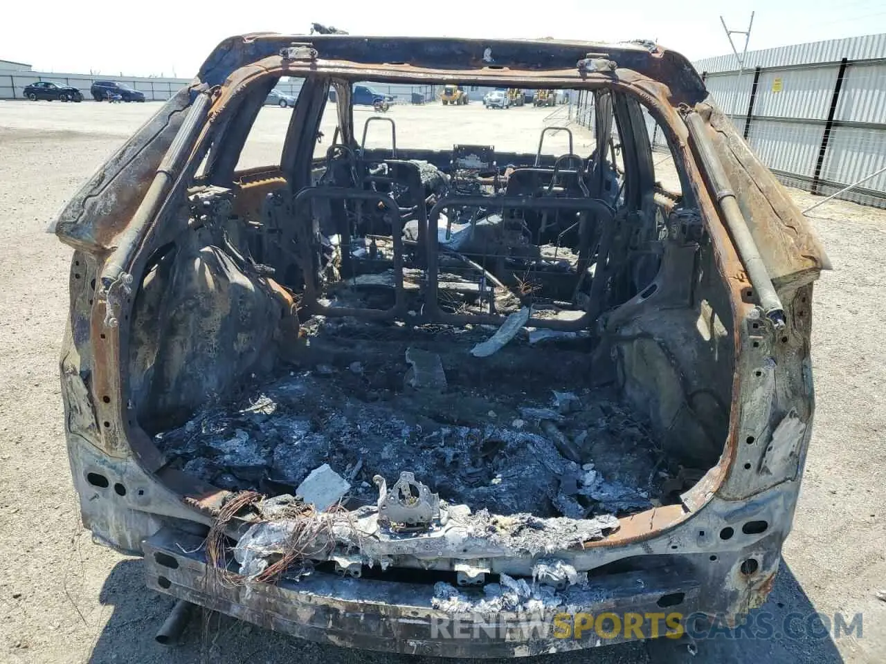 6 Photograph of a damaged car 2T3B6RFV5MW024830 TOYOTA RAV4 2021