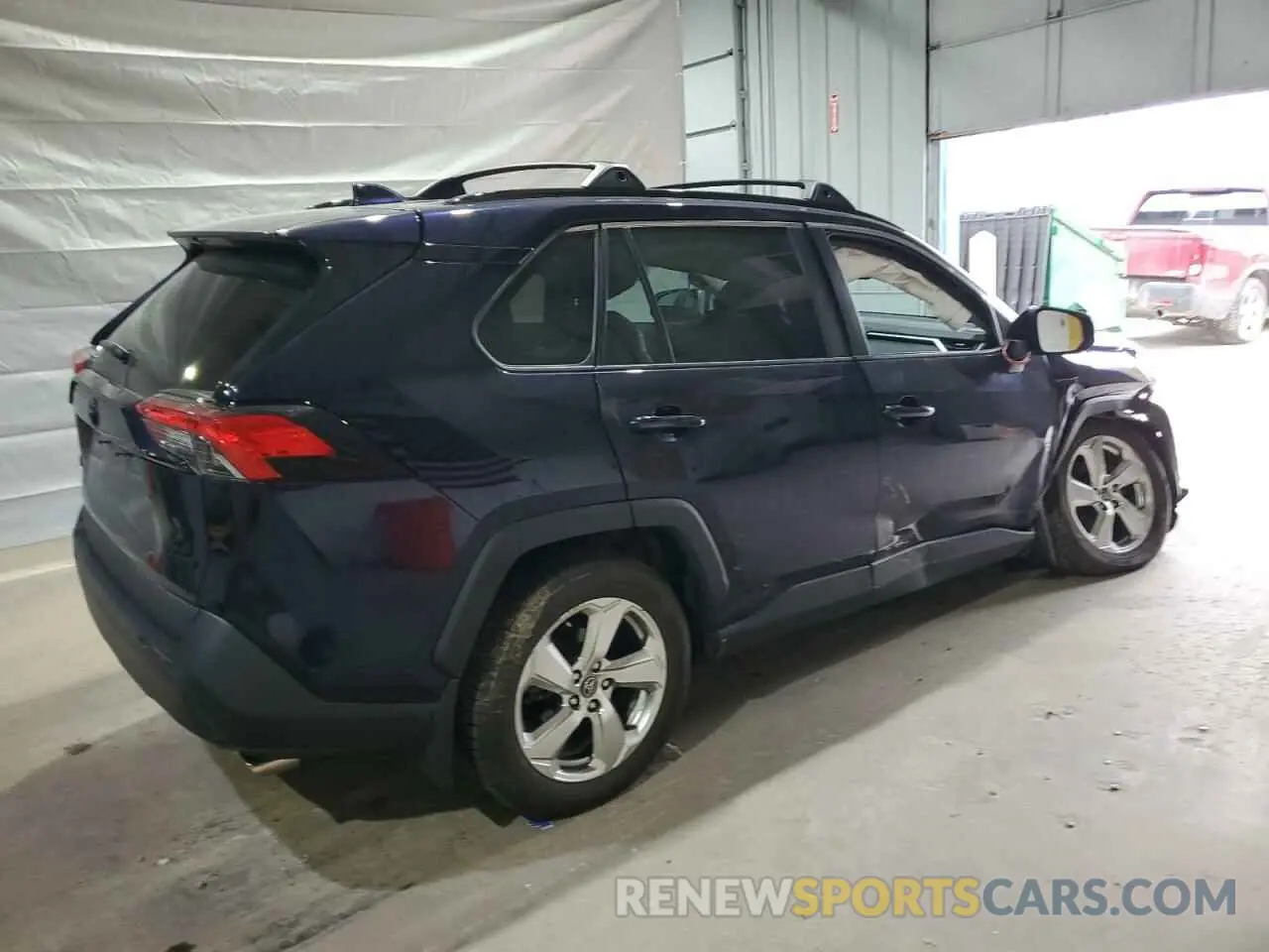 3 Photograph of a damaged car 2T3B6RFV8MW008170 TOYOTA RAV4 2021