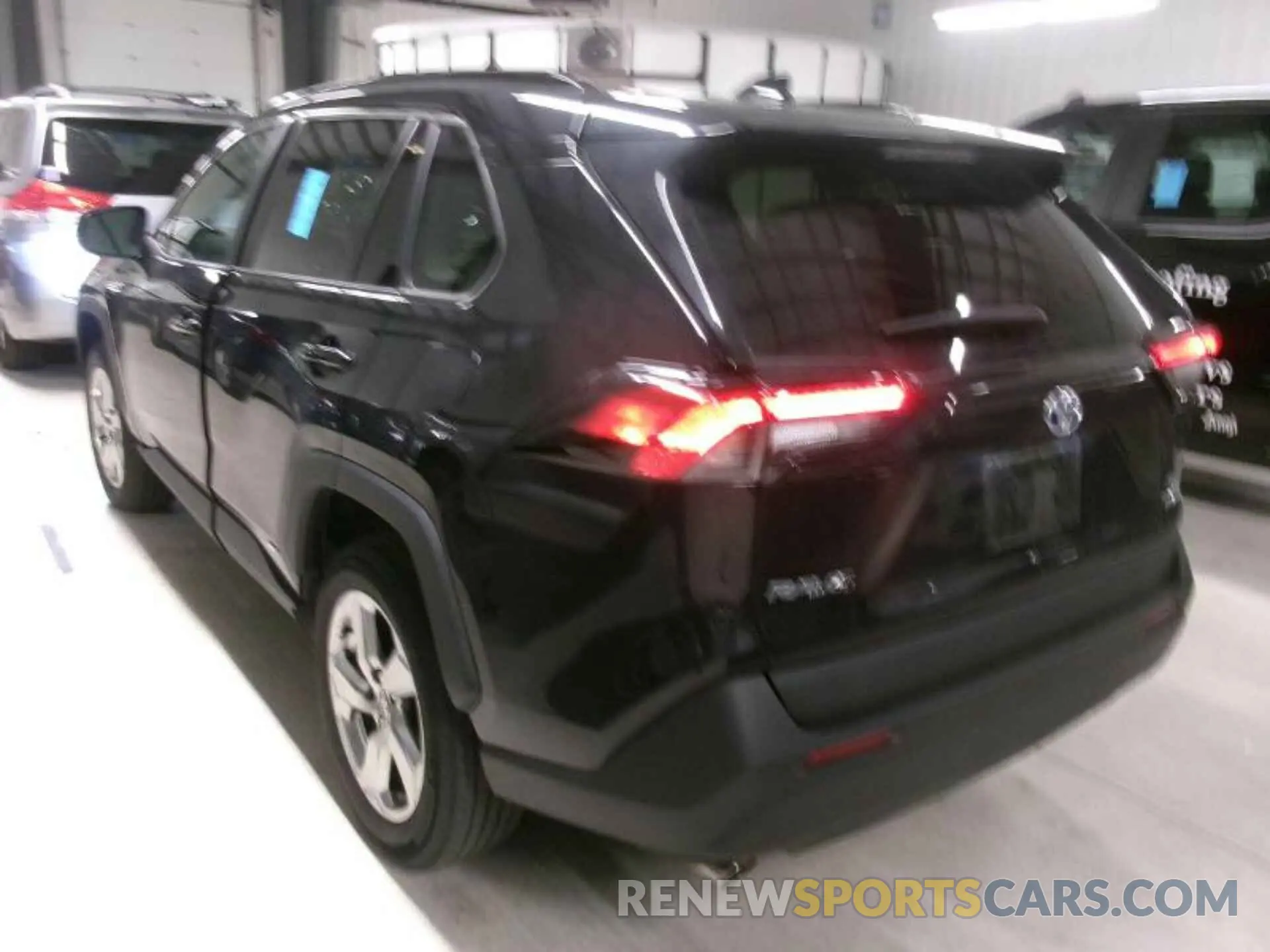 10 Фотография поврежденного автомобиля 2T3B6RFV9MW020232 TOYOTA RAV4 2021