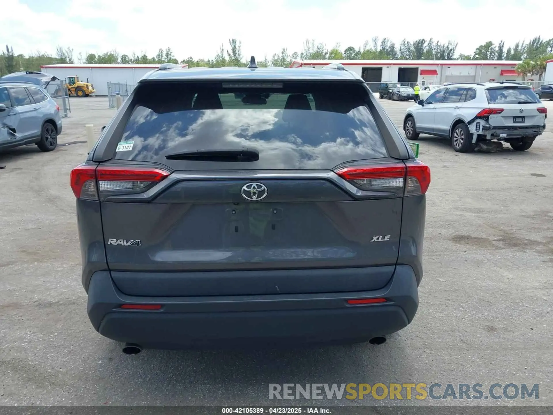 16 Фотография поврежденного автомобиля 2T3C1RFV1MC153555 TOYOTA RAV4 2021